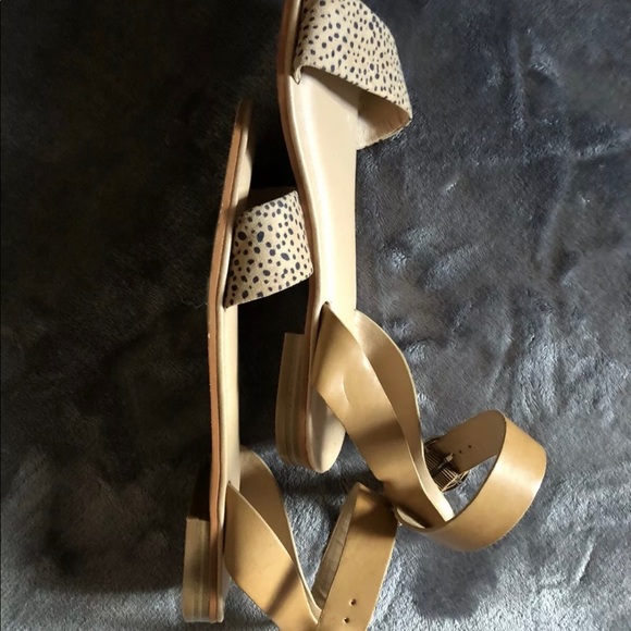 ANN TAYLOR LOFT ANIMAL PRINT Sandals - Picture 6 of 6